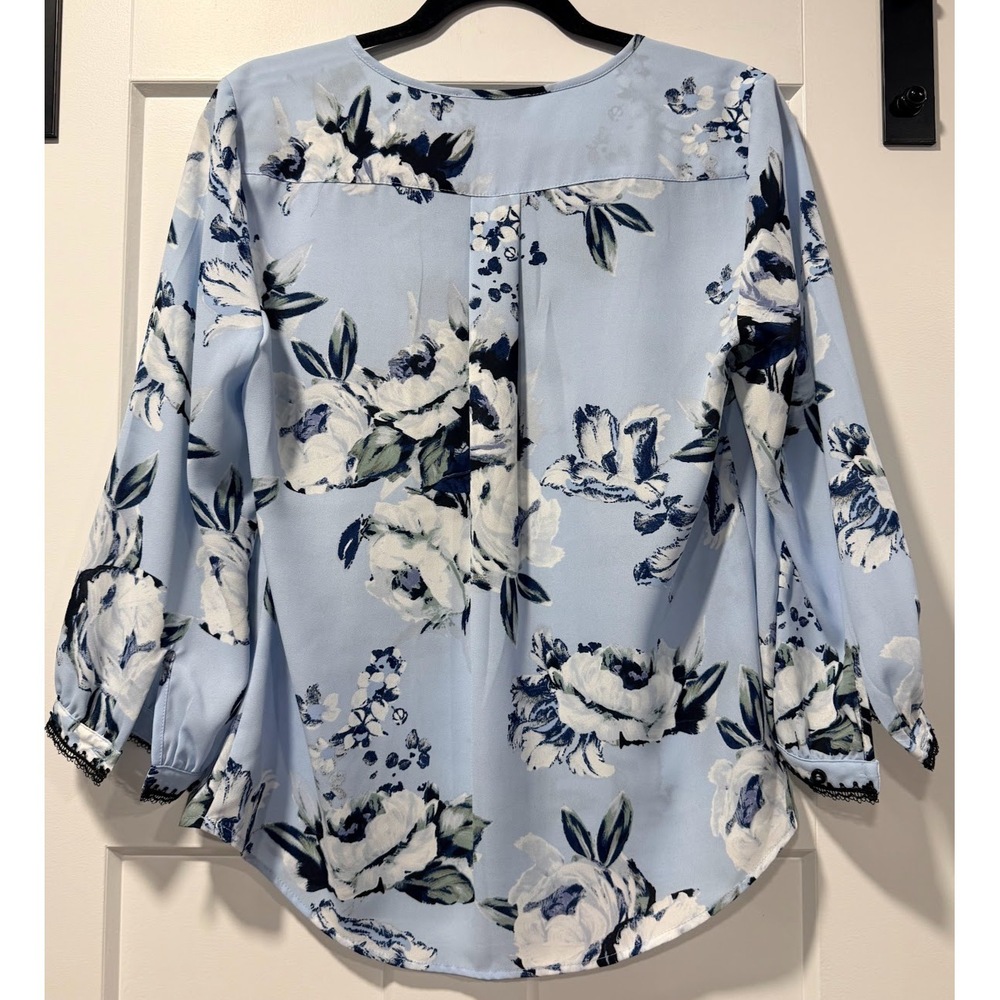 Kark Lagerfeld Light Blue & Navy Floral Blouse Ladies Size Small - Picture 3 of 5